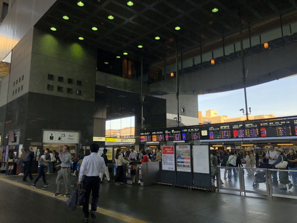JR京都駅中央口　改札